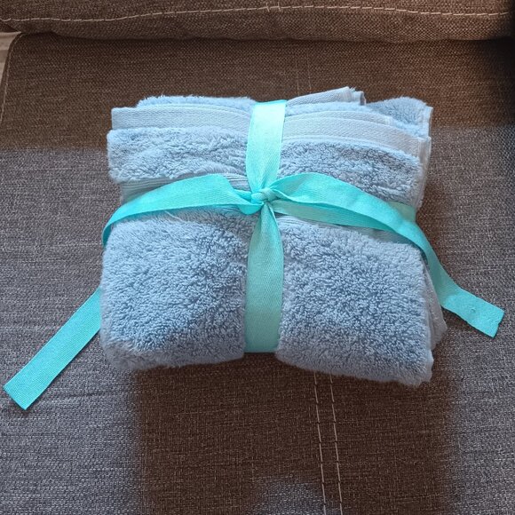 Martha Stewart Hand Towels (Set of 2) - Ice Blue - Picture 2 of 11